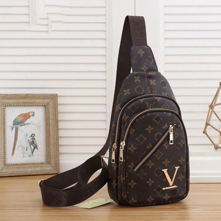 BabaReplica  Replica Designer Louis Vuitton Men Vintage Print Messenger Bag