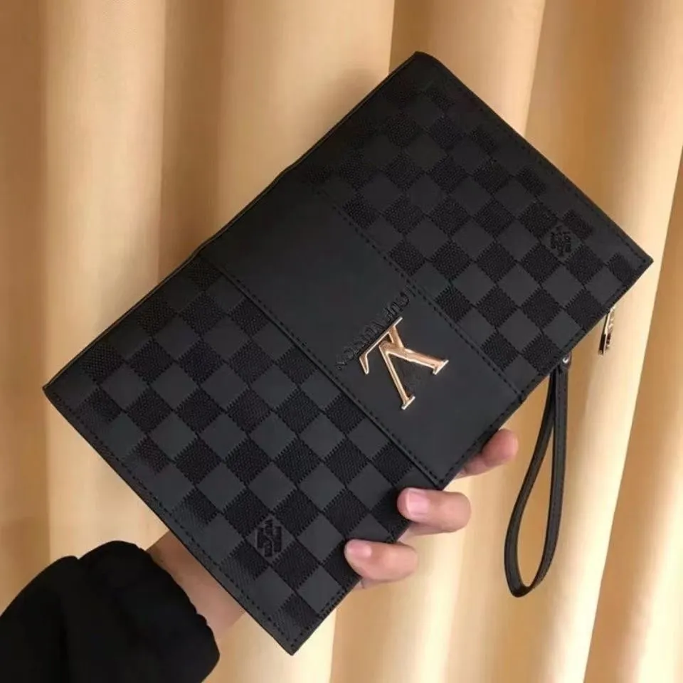 Clutch Louis Vuitton Vip - haihanghieu