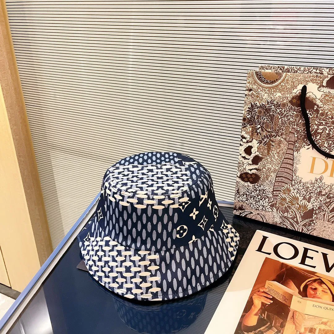 Louis Vuitton Bucket Hat *FAKE* for Sale in St. Petersburg, FL