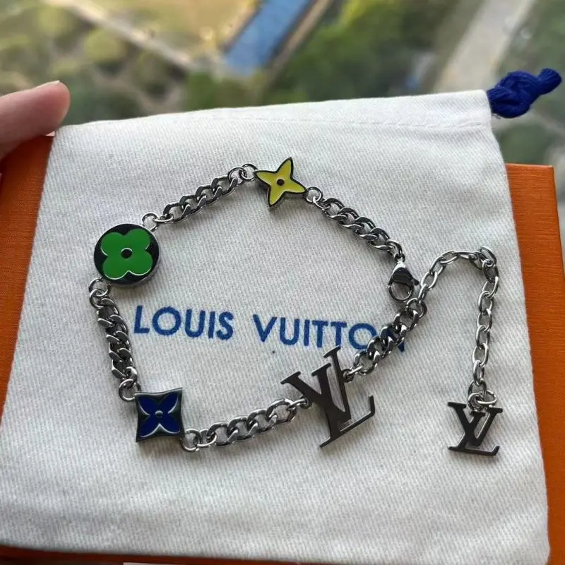 Louis Vuitton Four Leaf Clover Bracelet Replica
