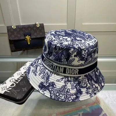 Essential Gucc'i's Summer Denim Baseball Lv's Cap for Going out. - China  Designer Hat and Replica Hat price